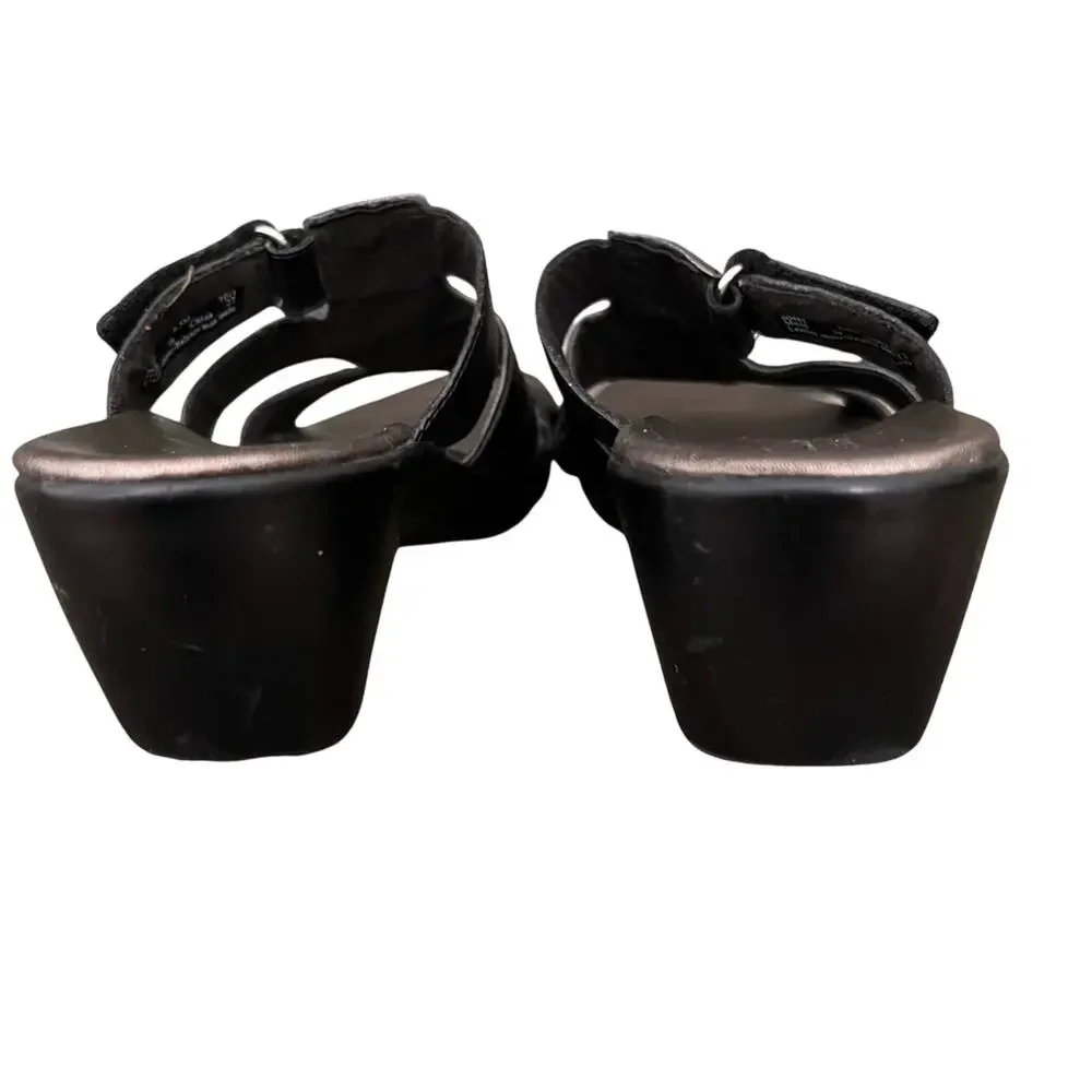 Clarks Bendables Ella Celtic Sandals 8.5 Black Leather Laser Cutout Wedge Slide